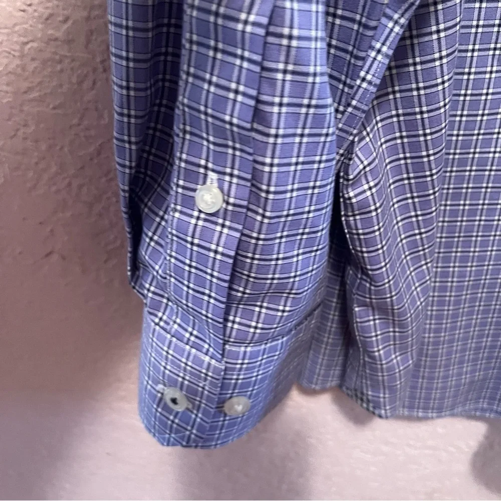 *30off3* NWOT. Banana‎ Republic Non-Wrinkle Button-Down Dress Shirt, Size Large.